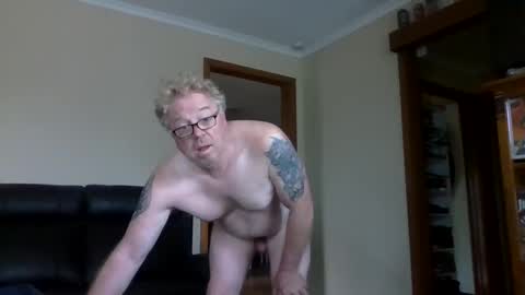 Snapshot of gimmmieoooo chatting on March 28, 2026, 9:58 pm gimmmieoooo online show from March 28, 2026, 9:58 pm