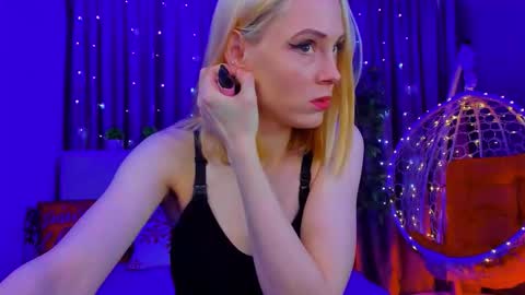 Gina online show from February 8, 2026, 12:47 am