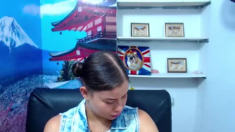  Gina   online show from December 28, 2024, 2:42 pm