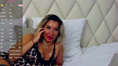 Snapshot of ginabear chatting on May 27, 2026, 1:57 am Gina online show from May 27, 2026, 1:57 am