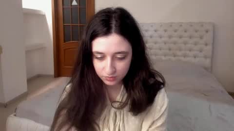 Kate online show from February 2, 2025, 12:57 pm