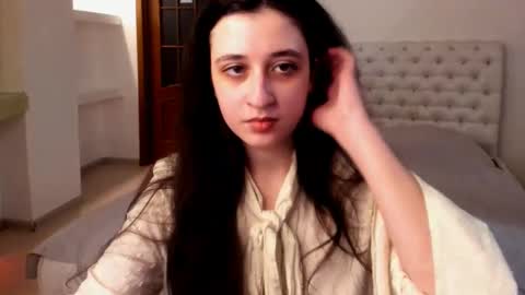 Kate online show from February 14, 2025, 12:36 pm