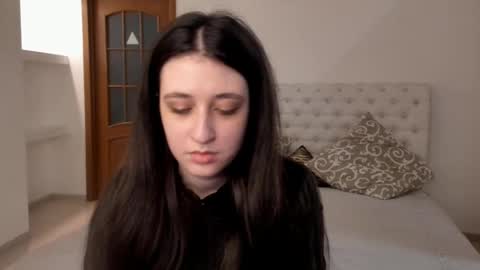 Kate online show from March 3, 2025, 10:28 am