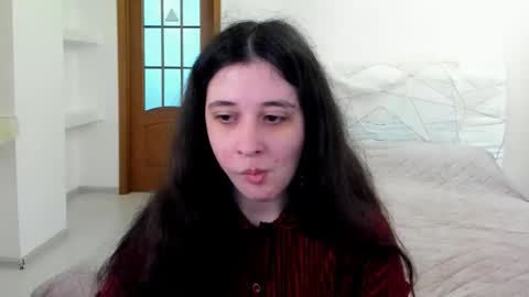 Snapshot of ginablum chatting on March 25, 2026, 9:04 am Kate online show from March 25, 2026, 9:04 am