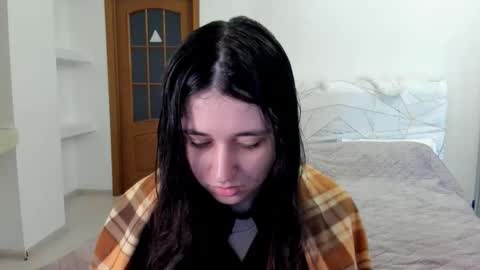 Kate online show from April 28, 2026, 8:19 am