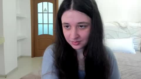 Kate online show from May 7, 2026, 7:47 am