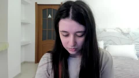 Kate online show from May 15, 2026, 9:27 am
