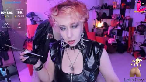 Snapshot of ginamiracle chatting on November 7, 2025, 12:54 am Gina Moor online show from November 7, 2025, 12:54 am