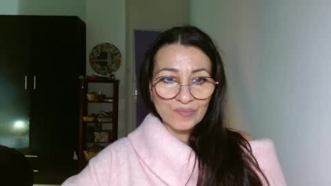 GinaONeon online show from December 20, 2024, 8:12 pm