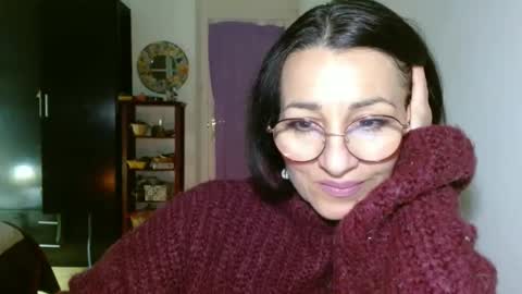 GinaONeon online show from December 26, 2024, 8:00 pm
