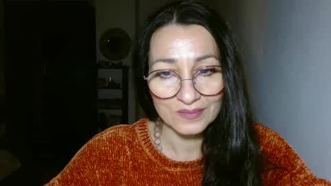 GinaONeon online show from January 4, 2025, 8:27 pm