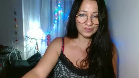 GinaONeon online show from September 30, 2025, 9:42 pm
