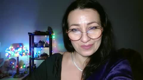 GinaONeon online show from February 6, 2026, 8:01 pm