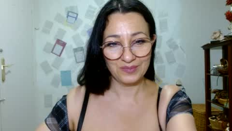 GinaONeon online show from July 28, 2026, 4:39 pm