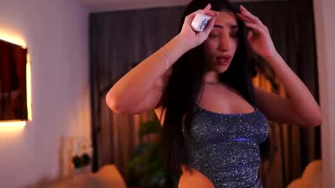 Snapshot of ginavalentinna chatting on February 19, 2025, 8:10 pm Gina online show from February 19, 2025, 8:10 pm