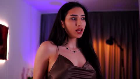 Snapshot of ginavalentinna chatting on March 8, 2025, 8:46 pm Gina online show from March 8, 2025, 8:46 pm