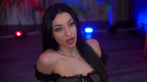 Snapshot of ginavalentinna chatting on September 15, 2025, 7:25 pm Gina online show from September 15, 2025, 7:25 pm