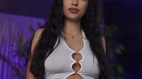 Gina online show from April 24, 2026, 7:05 pm
