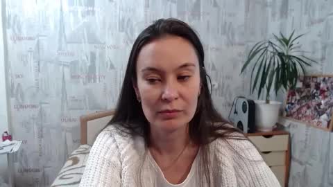 Snapshot of ginaxsoulah__ chatting on September 18, 2025, 9:44 am ginaxsoulah online show from September 18, 2025, 9:44 am