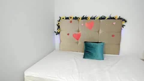 Snapshot of ginelawest chatting on February 21, 2025, 2:28 am Gine online show from February 21, 2025, 2:28 am