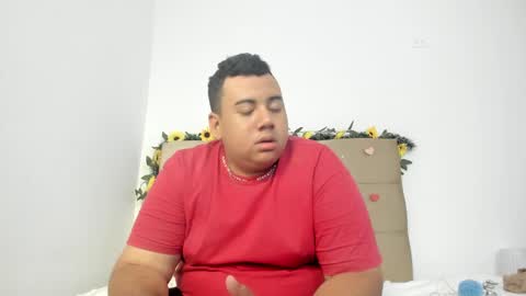 Snapshot of ginelawest chatting on February 27, 2025, 5:34 am Gine online show from February 27, 2025, 5:34 am