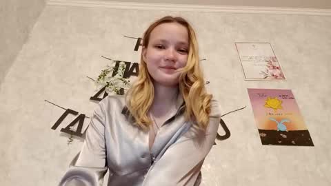 Snapshot of ginger_anna_est chatting on May 19, 2026, 5:08 pm Ginger Anna online show from May 19, 2026, 5:08 pm