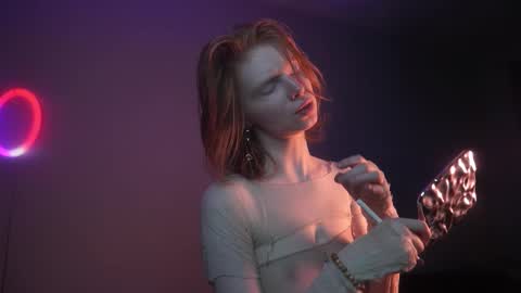 Snapshot of ginger_hugs chatting on October 22, 2025, 10:09 pm        im expecting 350 thumbs up on my altar   online show from October 22, 2025, 10:09 pm