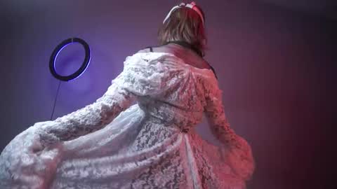        im expecting 350 thumbs up on my altar   online show from October 30, 2025, 10:10 pm