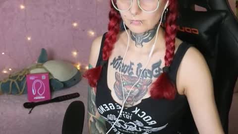 Snapshot of ginger_stay chatting on September 13, 2025, 10:09 pm Ginger online show from September 13, 2025, 10:09 pm