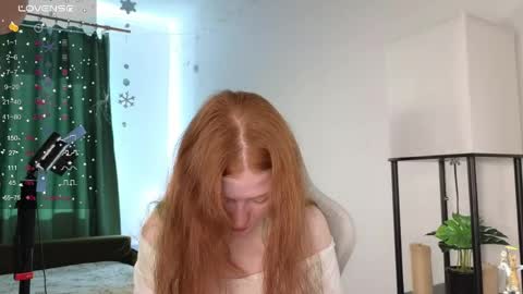 gingercute17 online show from April 3, 2026, 5:16 am