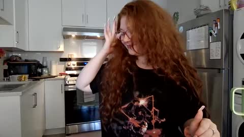 gingerprincess555 online show from September 22, 2025, 11:40 pm