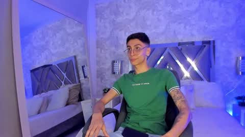 Gio Carangi online show from February 18, 2026, 4:08 am