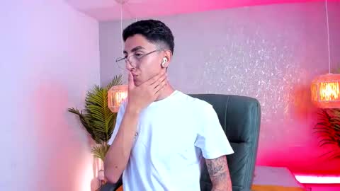 Gio Carangi online show from February 25, 2026, 3:16 am