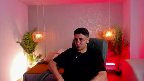 Gio Carangi online show from March 12, 2026, 5:24 am