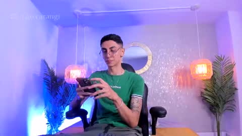 Gio Carangi online show from August 5, 2026, 4:04 am