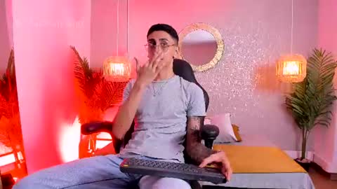 Gio Carangi online show from August 7, 2026, 3:08 am