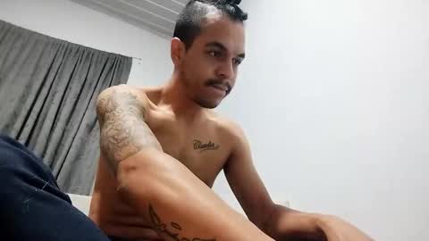 Snapshot of gio_lorenz chatting on October 26, 2025, 10:58 pm gio_lorenz online show from October 26, 2025, 10:58 pm