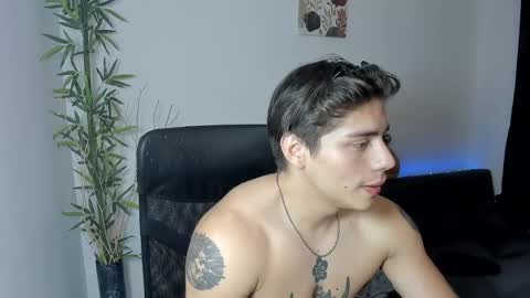GioRusso online show from December 29, 2024, 1:24 am