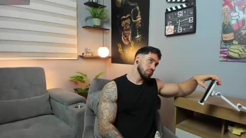 Snapshot of giorgio_leone2 chatting on June 6, 2026, 12:05 am Giorgio leone online show from June 6, 2026, 12:05 am