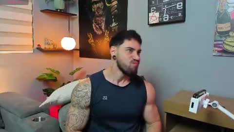 Snapshot of giorgio_leone2 chatting on June 19, 2026, 1:21 am Giorgio leone online show from June 19, 2026, 1:21 am