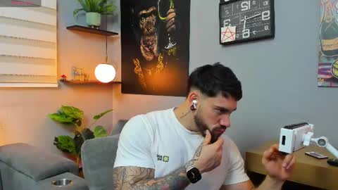 Snapshot of giorgio_leone2 chatting on June 22, 2026, 3:25 am Giorgio leone online show from June 22, 2026, 3:25 am