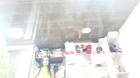 giovanna_oliveria online show from March 23, 2026, 10:58 pm