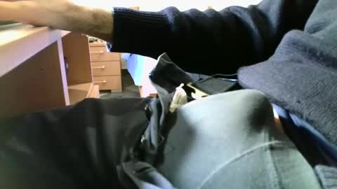 Snapshot of giovet chatting on February 15, 2025, 1:05 pm giovet online show from February 15, 2025, 1:05 pm