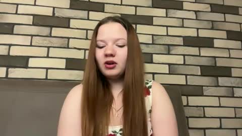 Snapshot of girl_cute07 chatting on May 30, 2026, 8:39 pm girl_cute07 online show from May 30, 2026, 8:39 pm