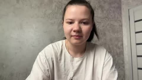 Snapshot of girl_cute07 chatting on August 2, 2026, 4:05 pm girl_cute07 online show from August 2, 2026, 4:05 pm