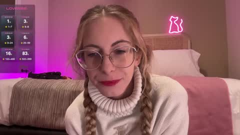 Nikki online show from December 24, 2024, 2:33 pm