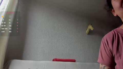 girl_inline online show from October 11, 2025, 7:45 pm