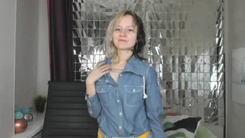 girl_next_doorr online show from January 22, 2025, 3:07 pm