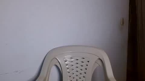 girl_piscis_ online show from June 7, 2026, 3:54 am