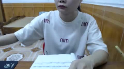 Babe online show from September 17, 2025, 2:24 am